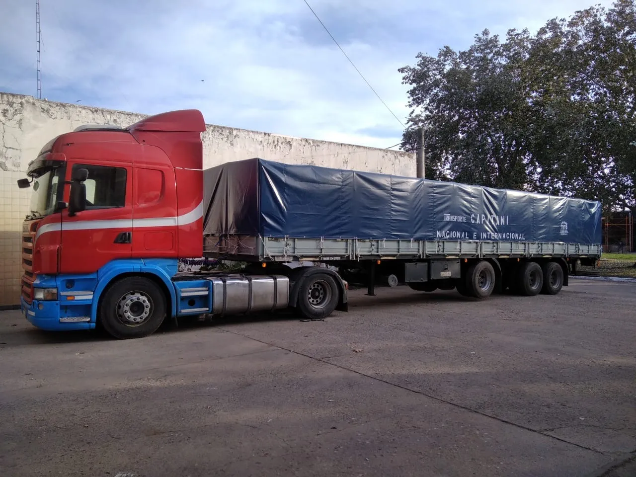 Lona para camión realizada por Lonas Tito