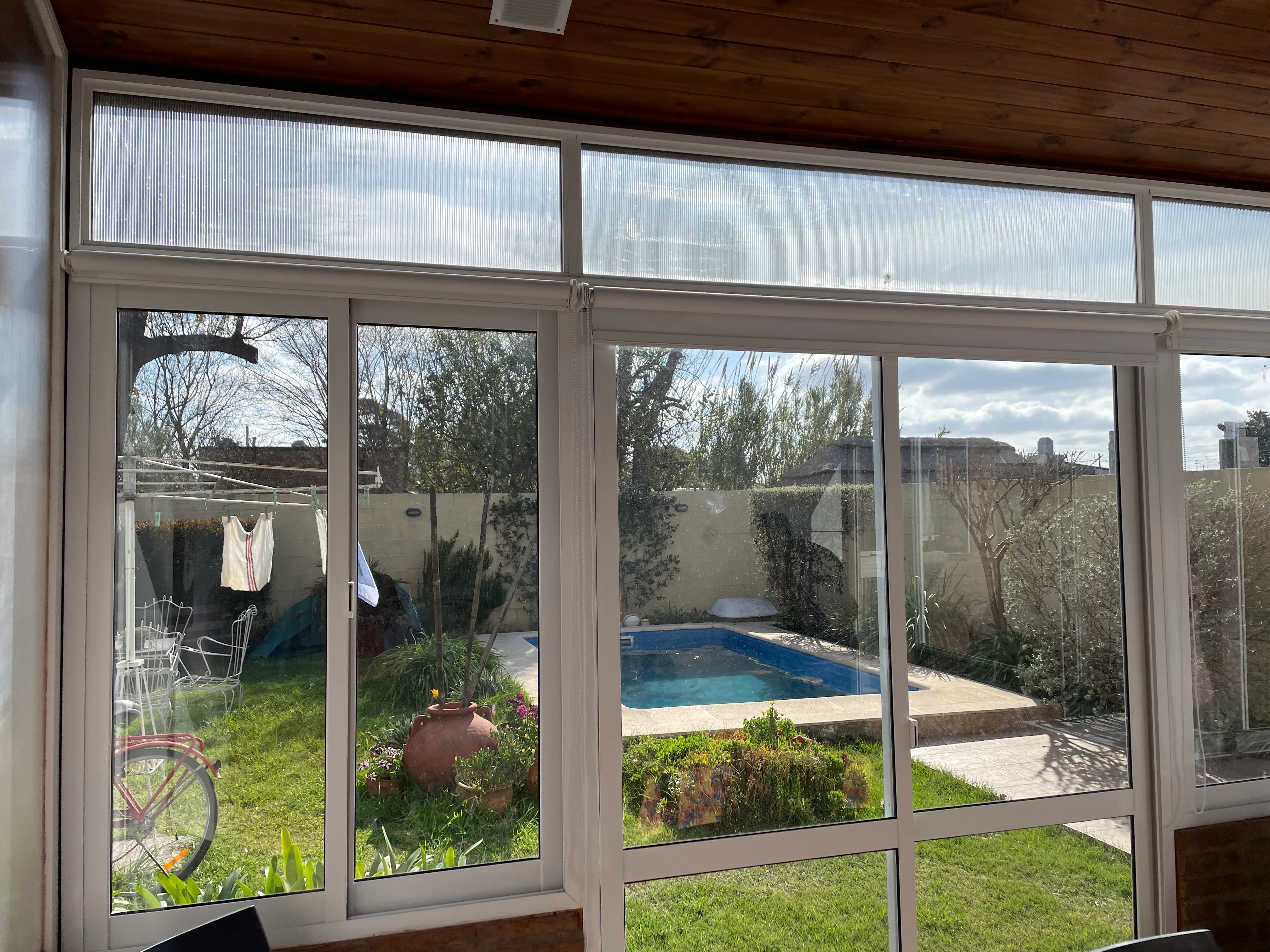 Cortina para interior realizada por Lonas Tito