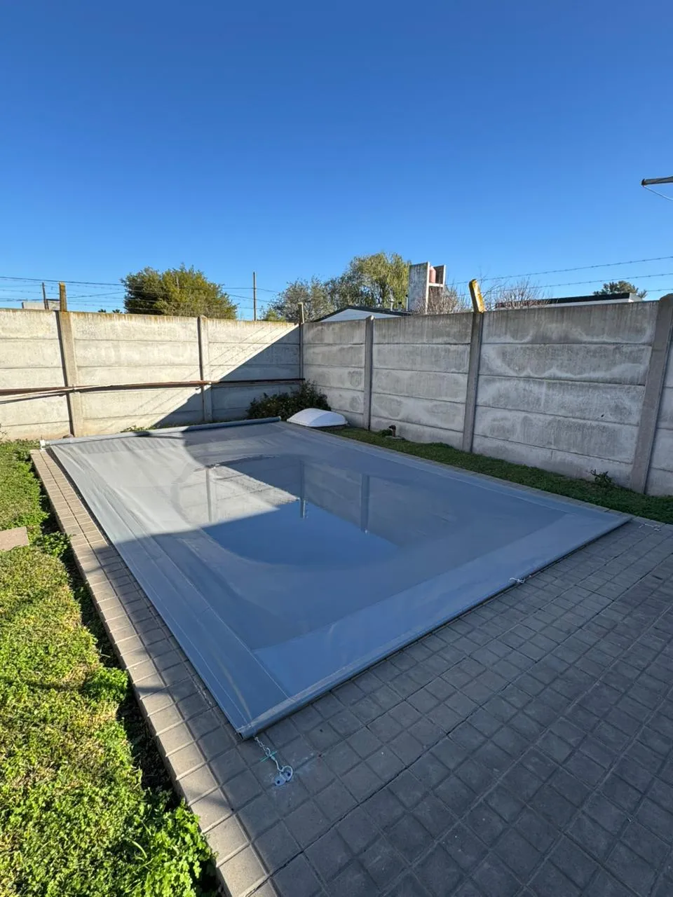 Cobertor de pileta realizado por Lonas Tito